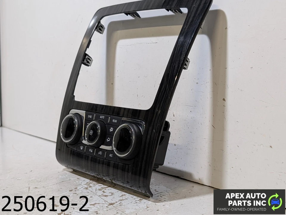 Controle de temperatura dianteiro Chevrolet Traverse 3.6L fabricante de equipamento original 2013-2017 - Imagem 2 de 4