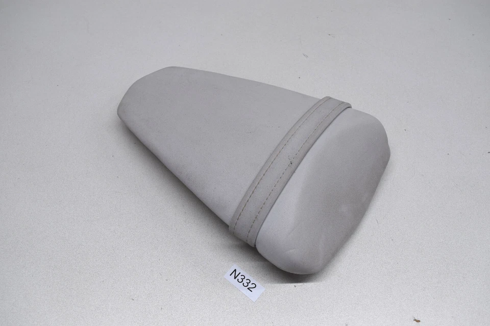 Kawasaki Z1000 10-13 Siège En Cuir Blanc Siège Passager Arrière 2010-2013 - Photo 2/4