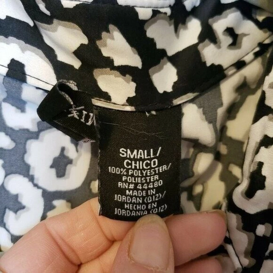 Blusa geométrica manga corta Mix It para mujer talla S negra blanca Foto 3 de 4