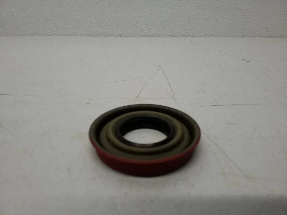 Sello de rueda WJB WS8160S - Protección confiable contra fugas de buje y eje Foto 4 de 4