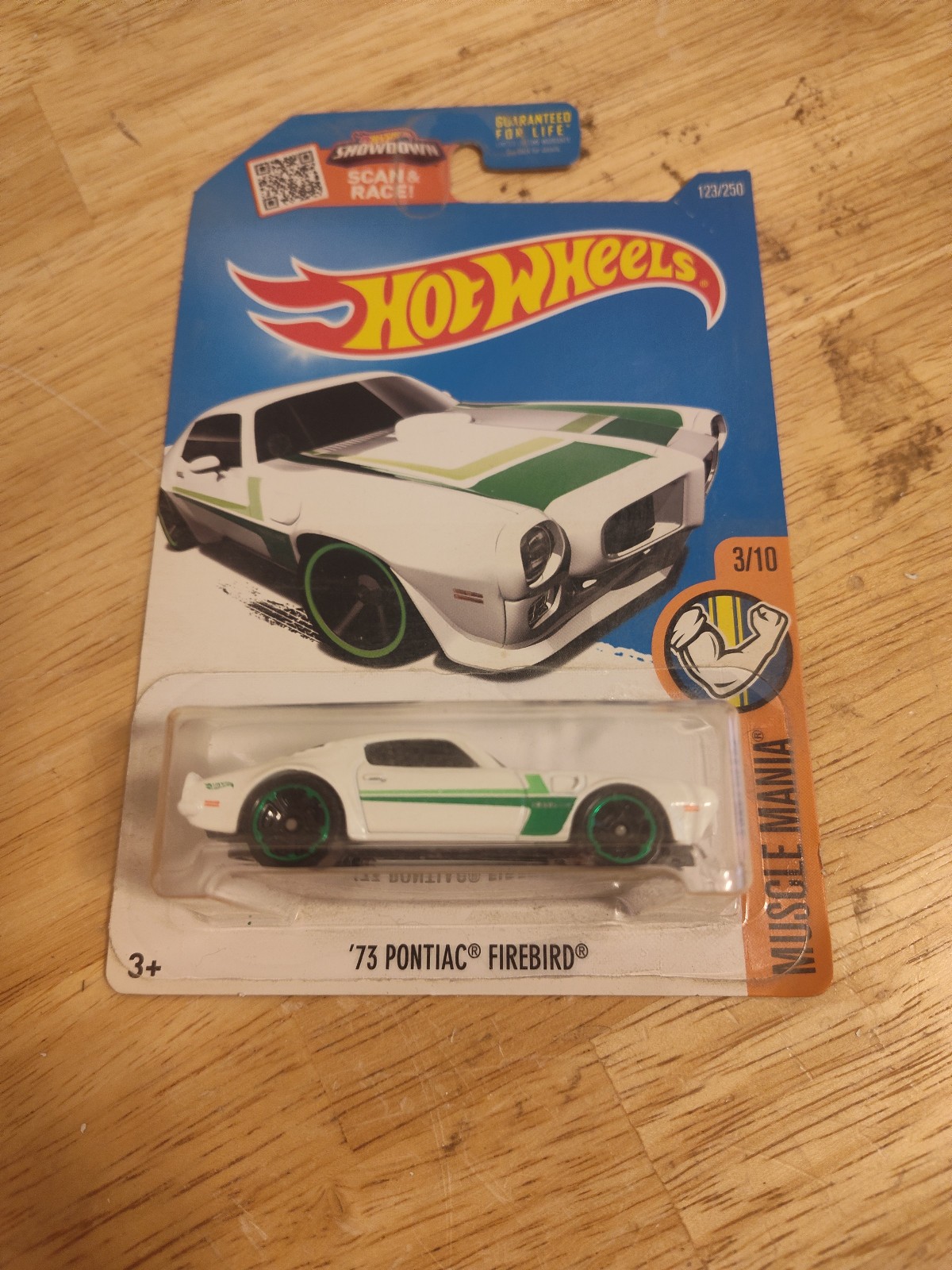 Hot Wheels '73 Pontiac Firebird White New #123 Muscle Mania 2016 DHX32