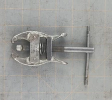 Vulcan PU21 Battery Top Post Terminal Removal Cable Clamp Tool Puller 