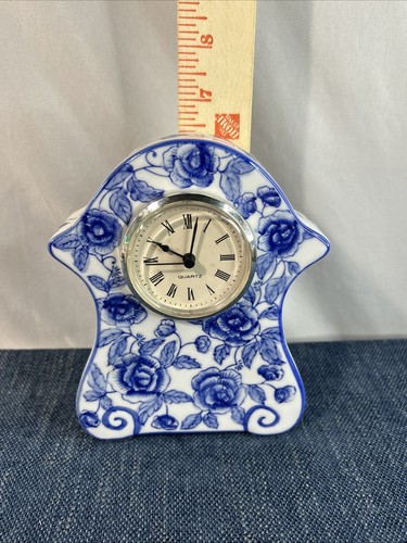 Reloj Vintage Belle Casa By Ganz Blanco y Azul Floral Probado y Funciona - Imagen 6 de 7