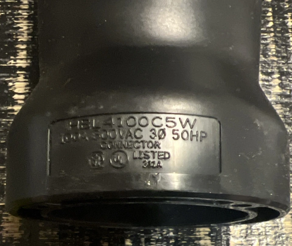 Hubbell HBL4100C5W Connector, 100A 600V 3 Phase. (BOX IS IN ROUGH SHAPE) - Image 3 of 4