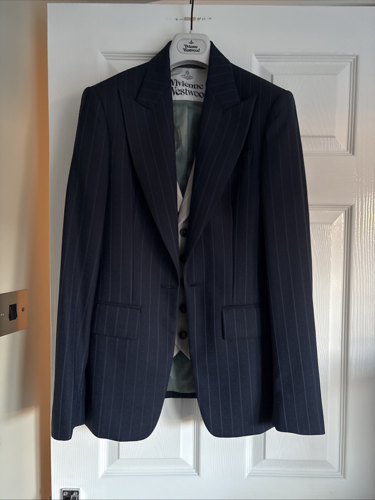 Men’s Pinstripe Jacket With Attached Waistcoat Size 48