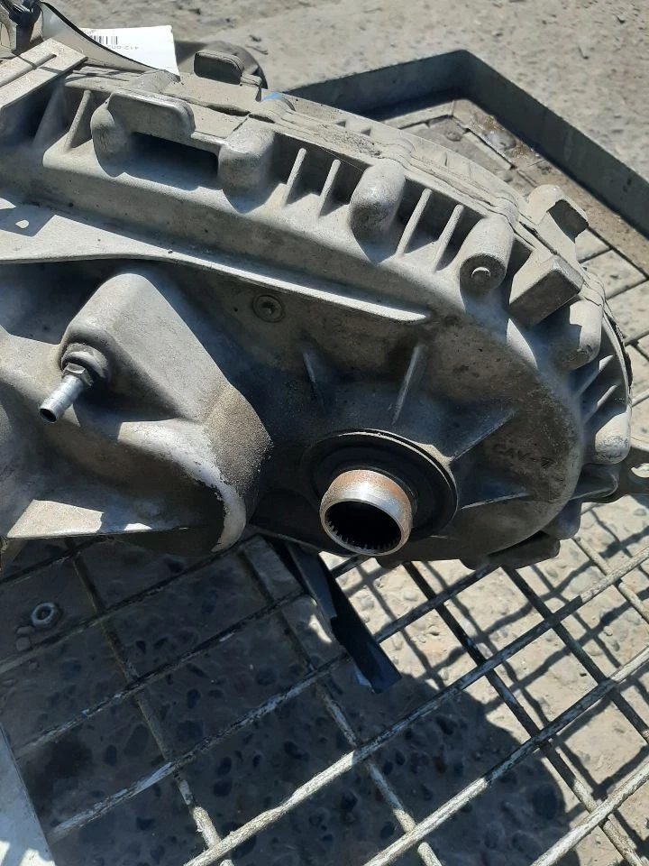 2007 08 09 10 11 12 13 2014 CADILLAC ESCALADE Transfer Case 6.2L AWD 24246762 - Image 4 of 4