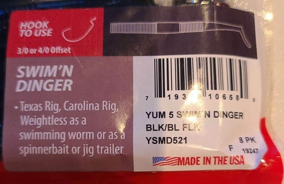 YUM Swim n' Dinger Paddle Tail Worm 5