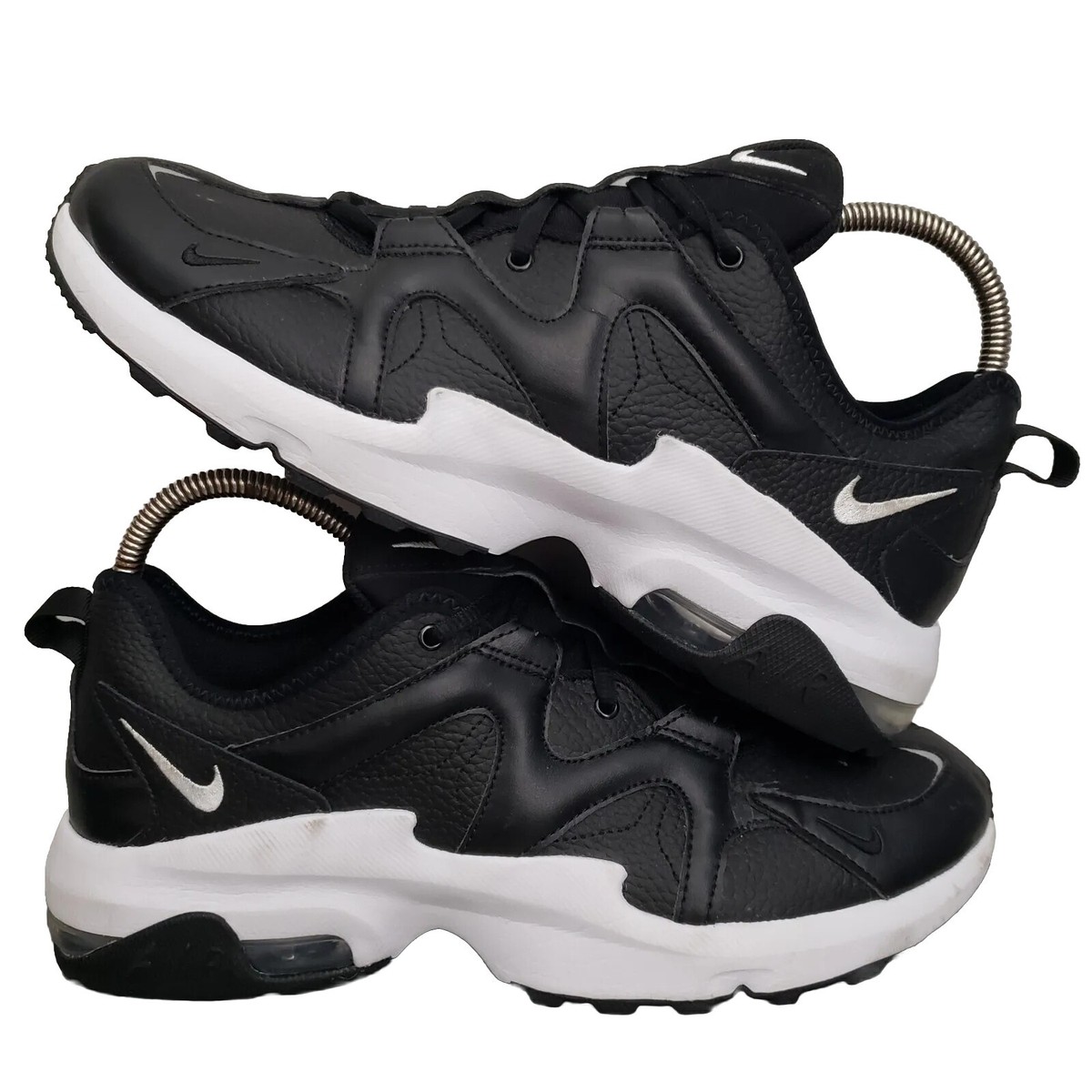 nike air graviton lea