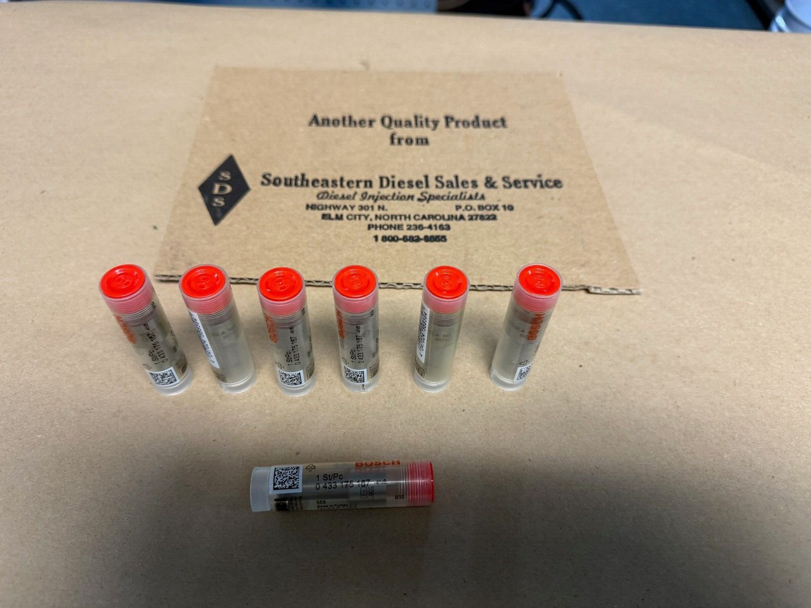 BOSCH MACK EM7-300 FUEL INJECTION NOZZLES