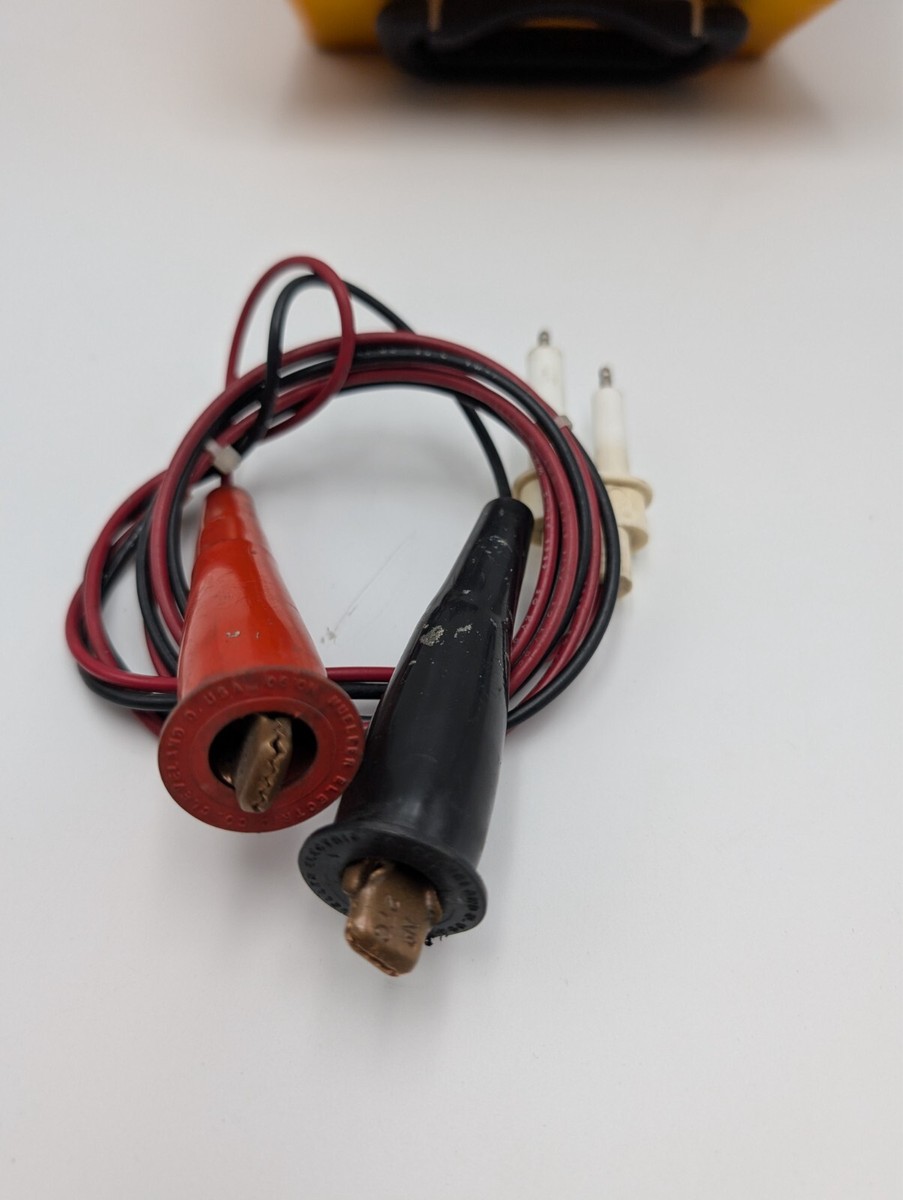 Biddle 230425 AC/DC Portable High-Pot Tester | Powers On