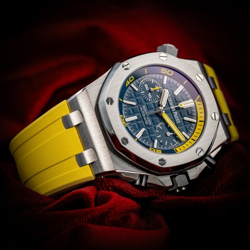 Audemars Piguet Royal Oak Offshore Diver Yellow Blue Chrono 26...
