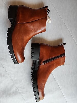 Women's Ecco Leather Hiking/Outdoor Boots