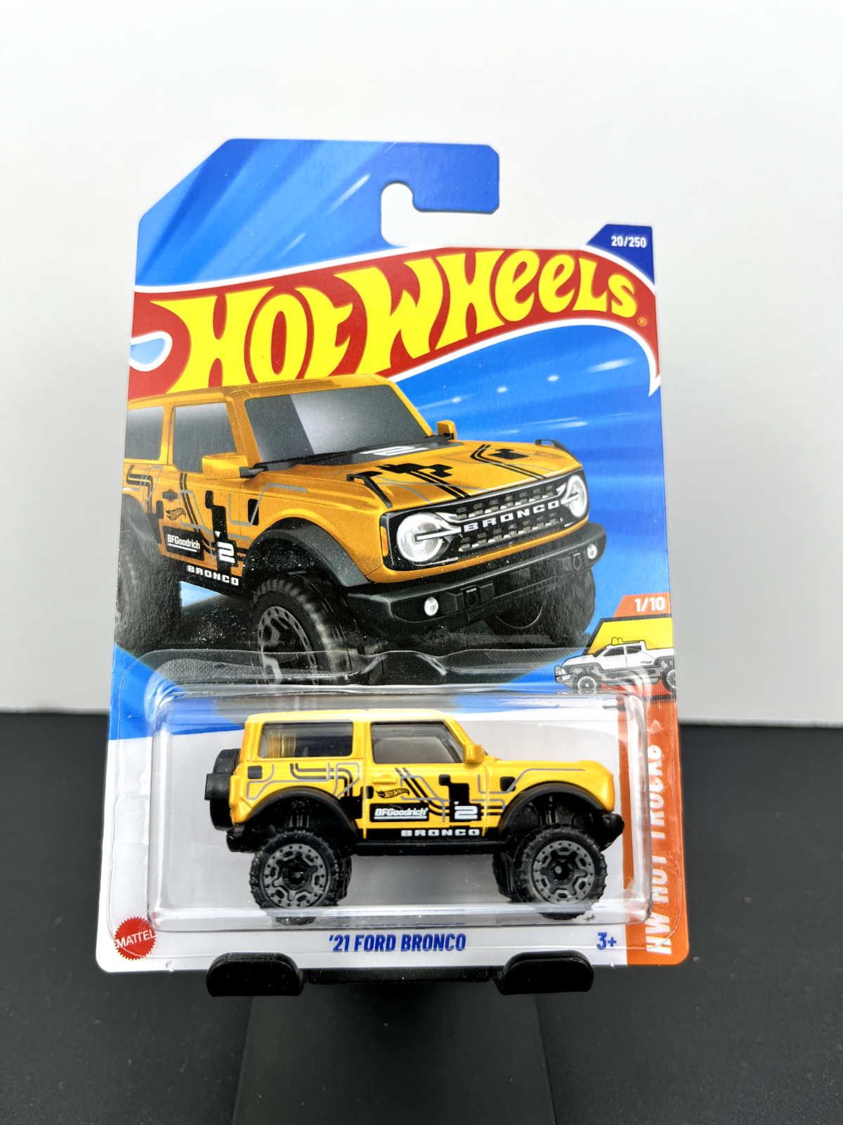 Hot Wheels 2025 Mainline E Case HW Hot Trucks '21 Ford Bronco Yellow #20