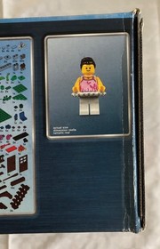 LEGO CREATOR: Assembly Square (10255) - New & Sealed