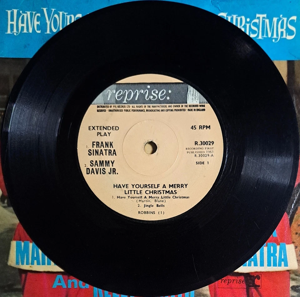 Dean Martin, Sammy Davis Jr, Frank Sinatra - A Merry Little Christmas - 7" Vinyl - Image 3 of 4