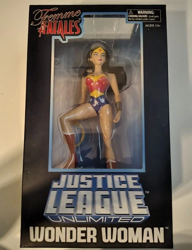 Diamond Select DC Comics Femme Fatales Wonder Woman Justice League Unlimited
