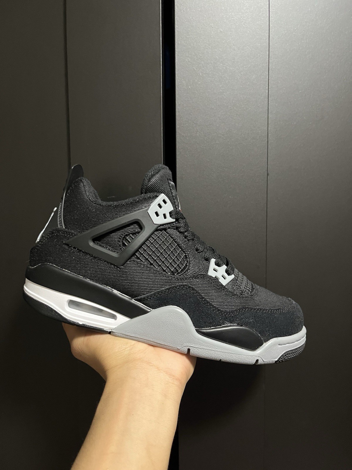 Size 6.5 - Jordan 4 Retro SE Mid Black Canvas