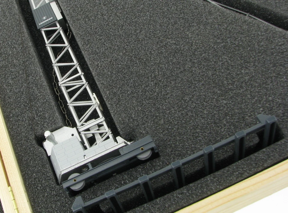 Conrad 1041 LIEBHERR TK 8 Turmdrehkran 1:50 Crane Kran Modell Gittermastkran - Bild 3 von 4