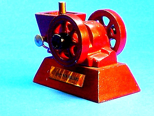 VINTAGE 1/2 H.P. NEW HOLLAND HIT & MISS ENGINE DIECAST MODEL REPLICA or - Image 2 of 4