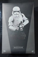 STAR WARS HOT TOYS FIRST ORDER STORMTROOPER 1/6 MMS317 SIDESHOW FIGURE