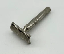 Gillette pre-war Tech safety razor 1939-1941