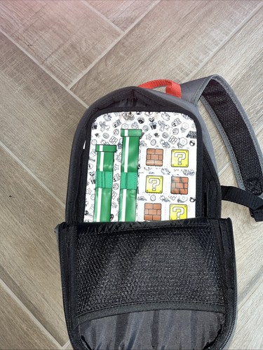 Super Mario Gaming Backpack for Nintendo DS in Red & Grey, Excellent Condition - Picture 2 of 4