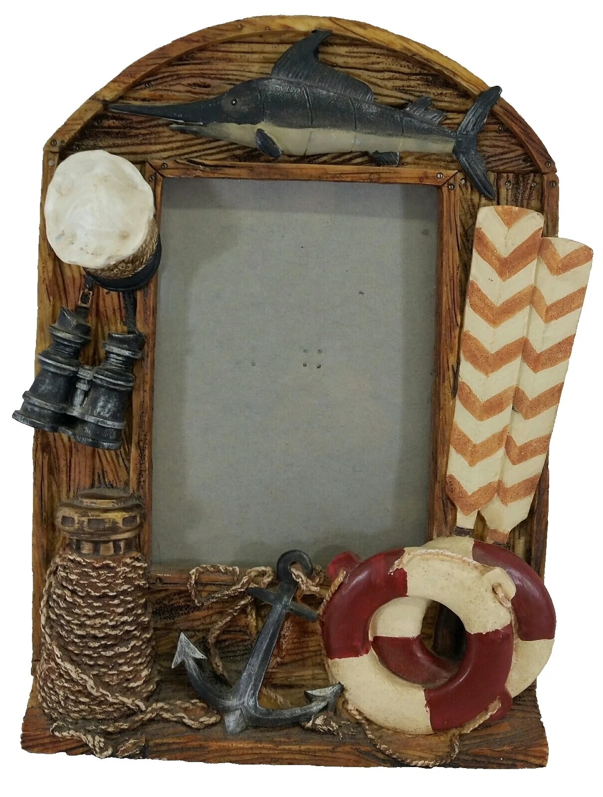 Los titulares de Fotos de resina marrón