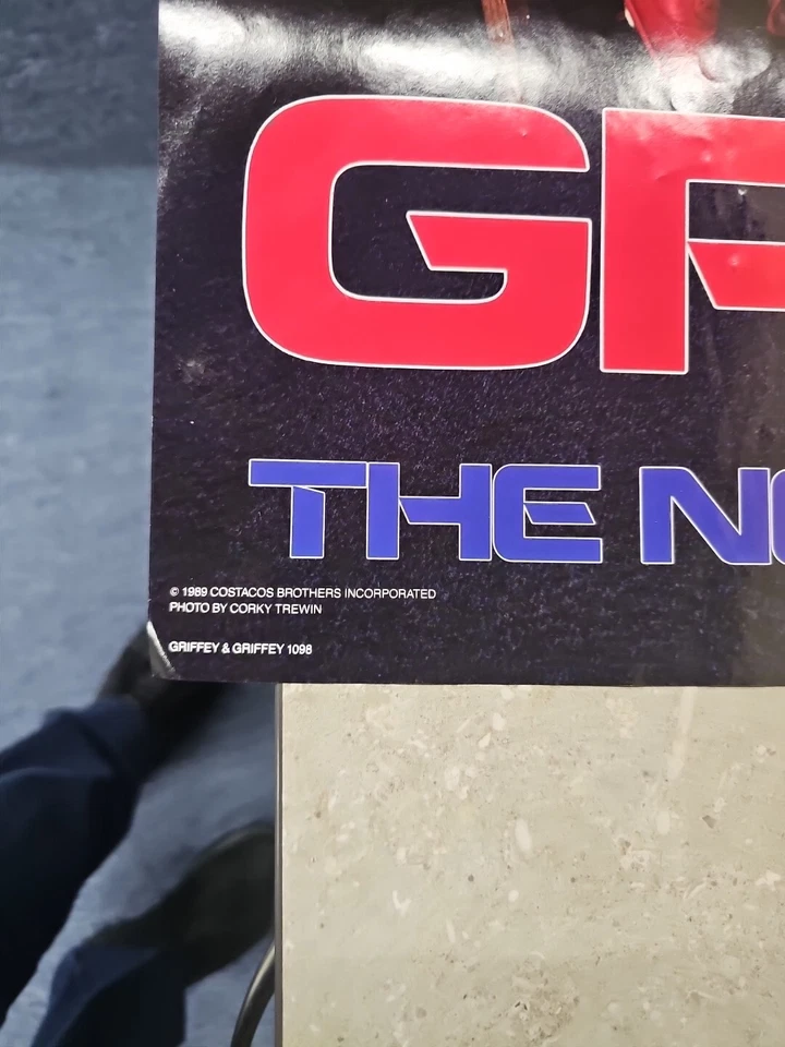 Ken Griffey Jr & Sr NEXT GENERATION Mariners/Reds 1989 COSTACOS 24 x 35 POSTER.  - Image 2 of 4