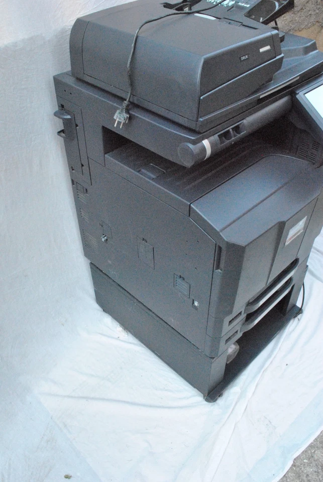 KYOCERA TASKALFA 3500i STAMPANTE LASER MULTIFUNZIONE A3 BN F-R FOTOCOPIATRICE - Immagine 2 di 4