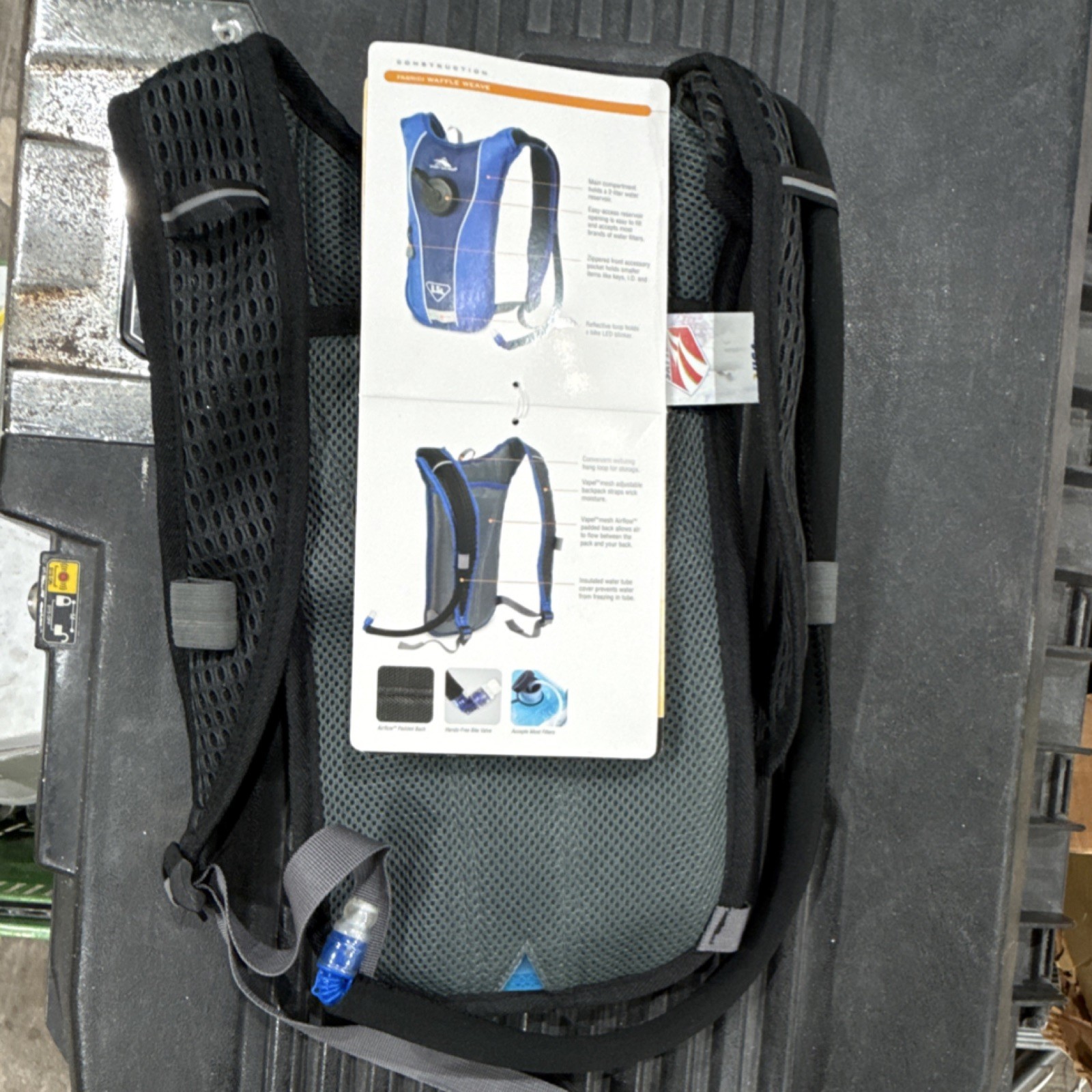 High Sierra 1.5L Hydration Backpack Black Gray Insulated Tub