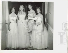 1953 Press Photo Four finalists at a beauty contest - lra62229