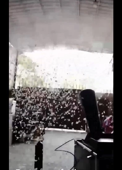 CANNONE SPARA CORIANDOLI CO2 PROFESSIONALE - Immagine 3 di 3