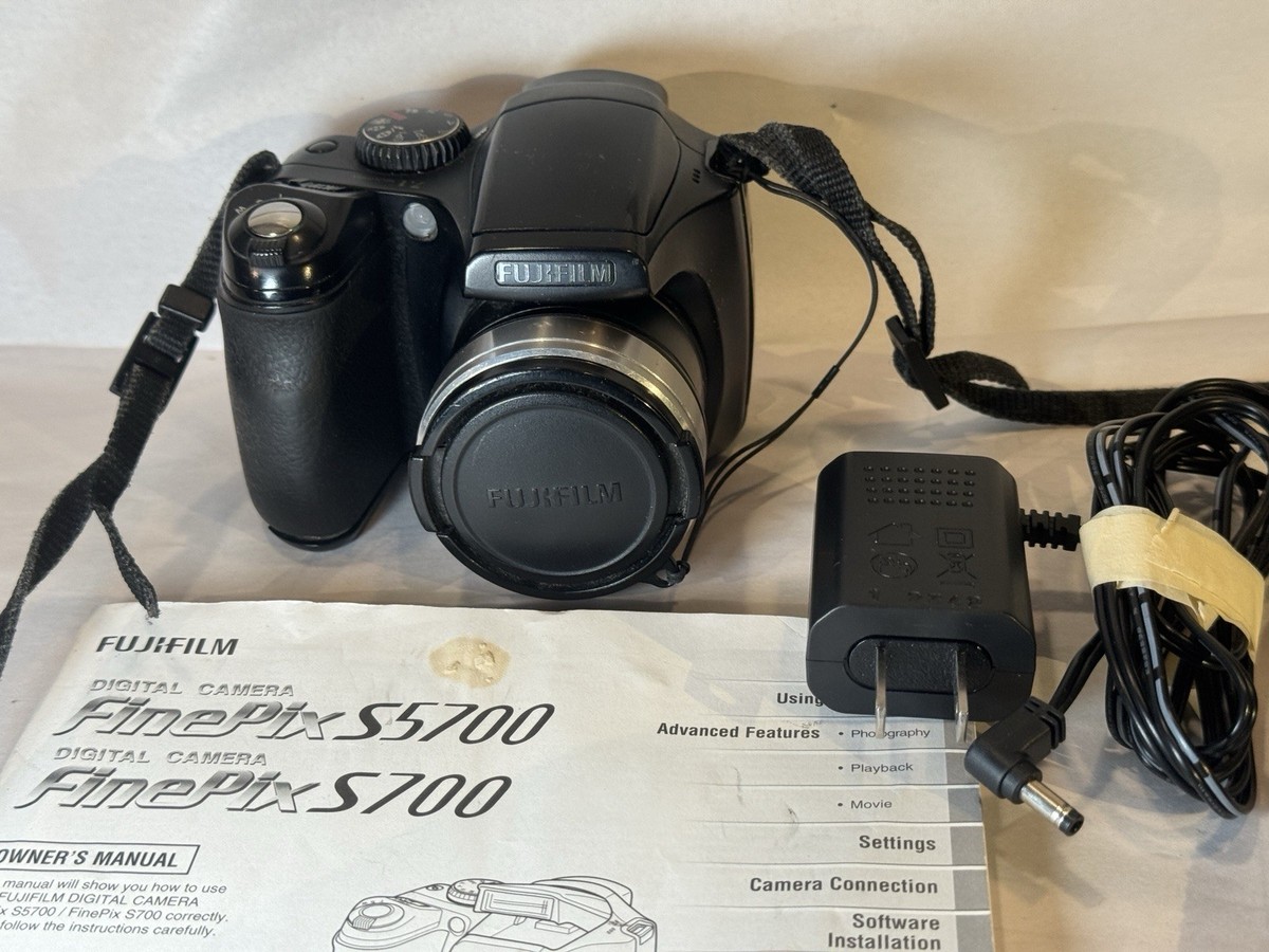 Fujifilm FinePix S Series S5700 7.1MP Digital Camera - Black