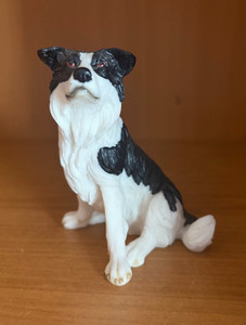 Vintage Sandicast Border Collie Dog Figurine by Sandra Brue  4”  tall  USA