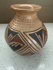 Mata Ortiz Mexican Pottery by Tomasa Mora. 5. 25 " Tall and 4.25" Wide — photo 4