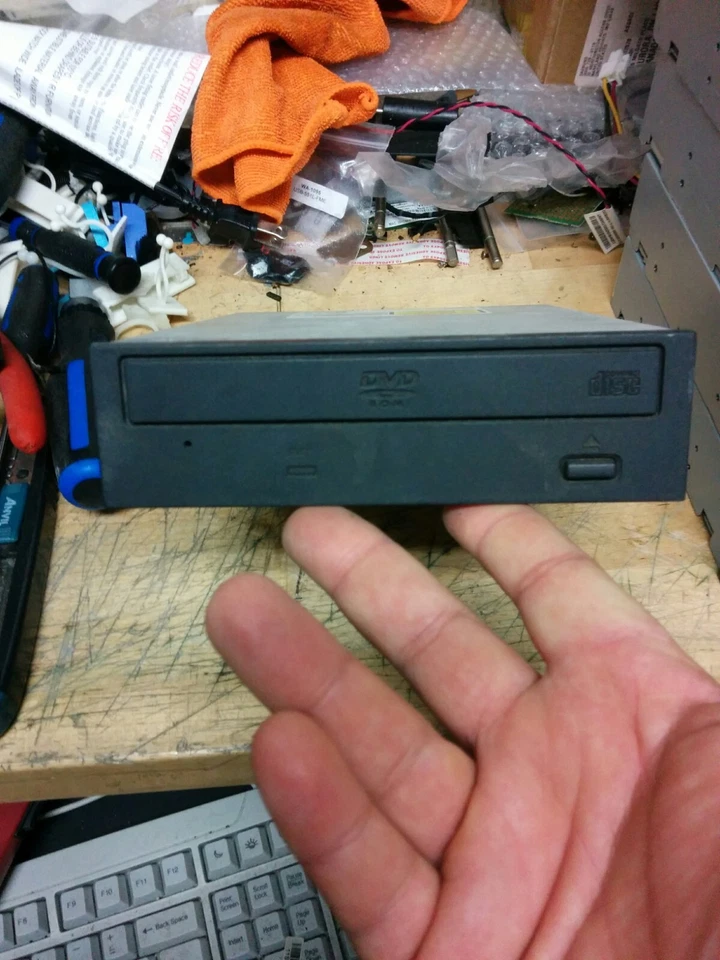 COMPAQ DVD-117MG - DVD ROM DRIVE UNIT P/N 176253-C32 - Image 4 of 4