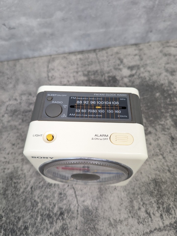 Vintage Sony CUBE CLOCK ICFA10W AM/FM Radio Alarm Tested Fully