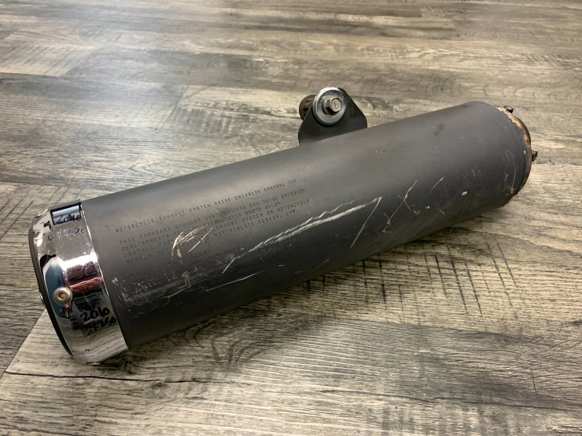 Kawasaki 2010 EX250 250 Ninja OEM Muffler Exhaust Slip On Kawasaki 2010 EX250 250 Ninja OEM Muffler Exhaust Slip On