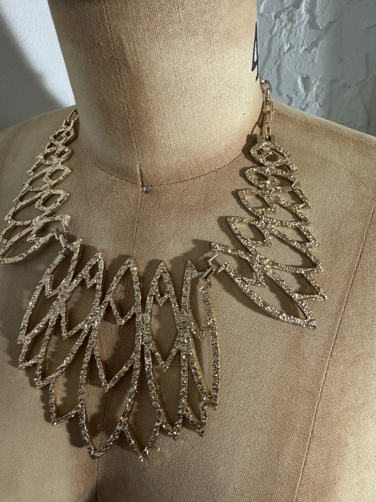 BCBGMAXAZRIA Gold Hammered Textured Metal Abstrac… - image 4