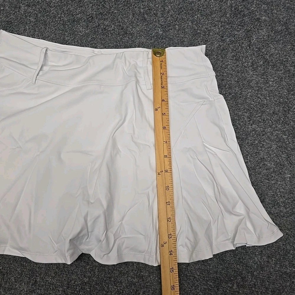 Women's XL White Flowy Tennis Skirt with Built-In Stretchy Shorts Nylon Elastane