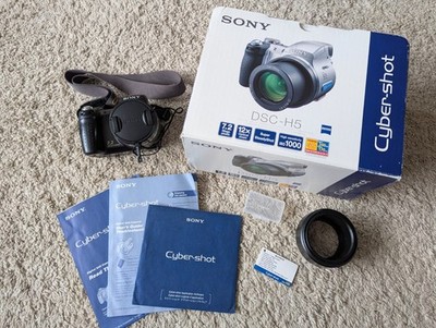 Sony DSC-H5 Bridge Digital Camera Zeiss AA 12x Optical Zoom 16m Flash 3.0'' LCD