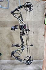 Hoyt Carbon RX3 LH 60-70LB # 27-30”