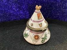 0146 TEE PEE   TREASURE /TRINKET BOX ~   NATIVE AMERICAN   STYLE  PERGECT GIFT