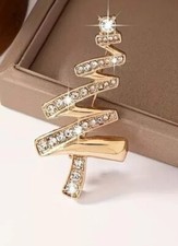 Elegant Christmas Tree Brooch Sparkling Rhinestones Clothing Accessory Gift