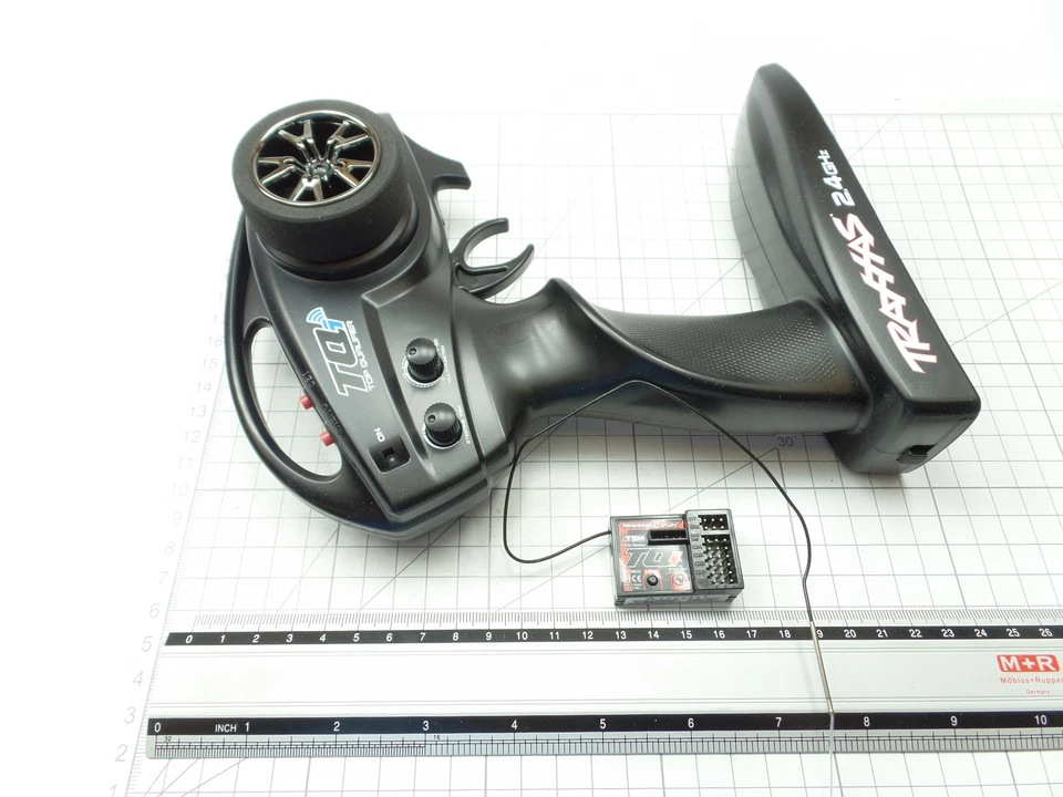 TRAXXAS TRX6530B TQi 2.4 GHz 2 Kanal 6533 5 Kanal Telemetrie Empfänger TXM® - Bild 2 von 2