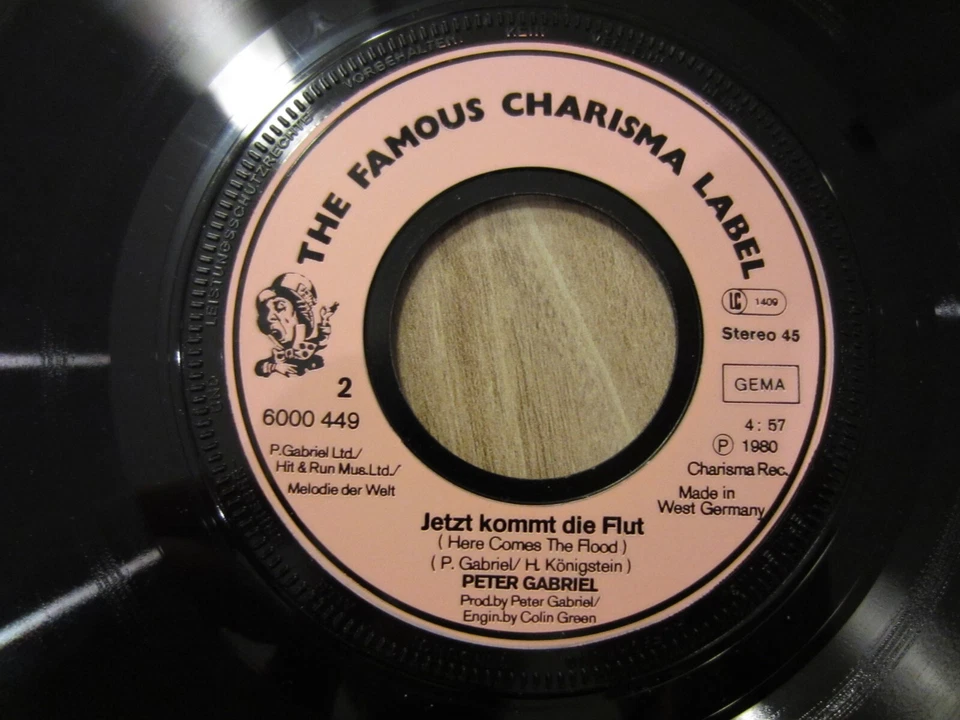 PETER GABRIEL 7'' Germany CHARISMA 45rpm GAMES WITHOUT FRONTIERS vinyl N.M. - Image 3 of 4