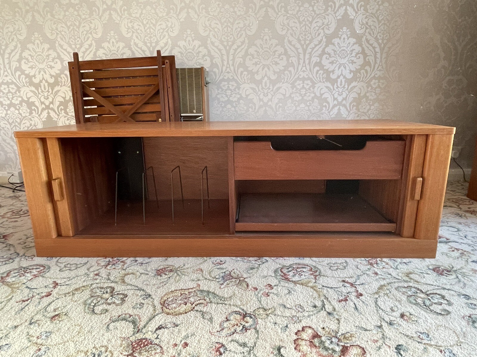 Vintage G Plan TV/ Media / Entertainment Unit with Sliding Doors eBay