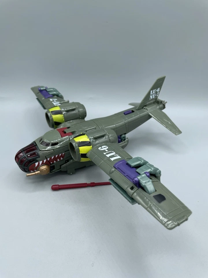 Hasbro Transformers Generations Reveal the Shield Lugnut Complete - Image 2 of 4