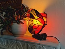 Tiffany Style Butterfly Lamp Colured Glass Resin Base Night Light On/Off Switch