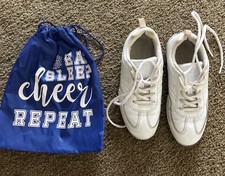 Girls Cheer SPORT SHOES Size 4 White Plus Cheer Bag 